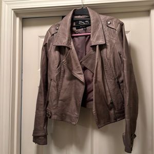 Women’s leather jacket